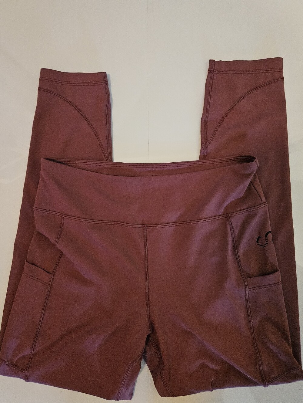 High-Rise Pocket Leggings in Deep Berry